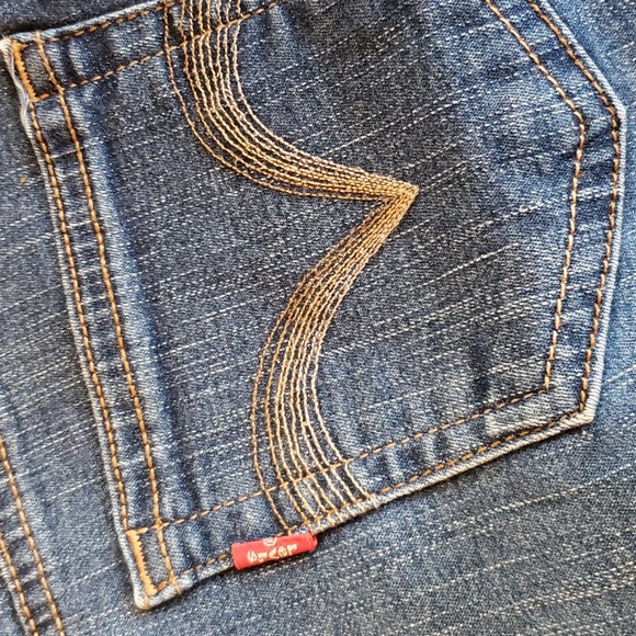 LEVI'S Women's Straight Leg Denim Jeans 6M - Picture 3 of 5